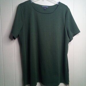 Brooke Shields Timeless Blouse XL Short Sleeve Side Zippers Green